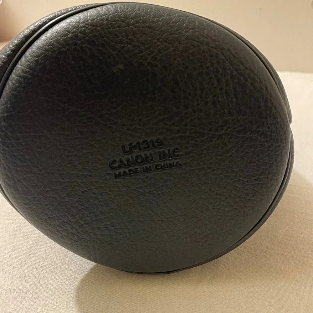 Canon LP1319 Lens Pouch Bag‎ Soft Suede Leather Bottom Drawstring Gray Black